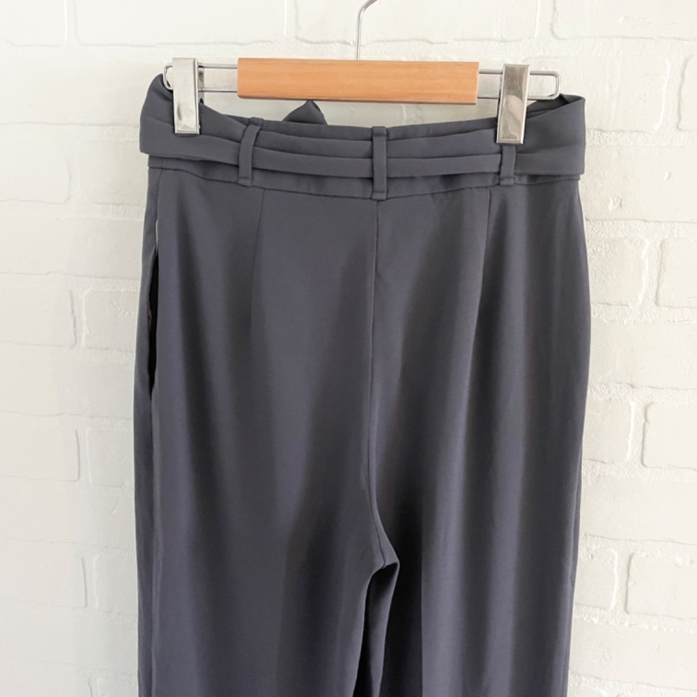 Aritzia Babaton Quillan Tie Waist Wide Leg Pants Pockets Quiet Luxury Size 4 - Picture 10 of 13